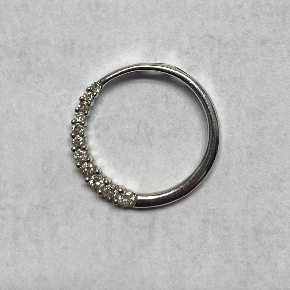 Silver diamond pendant